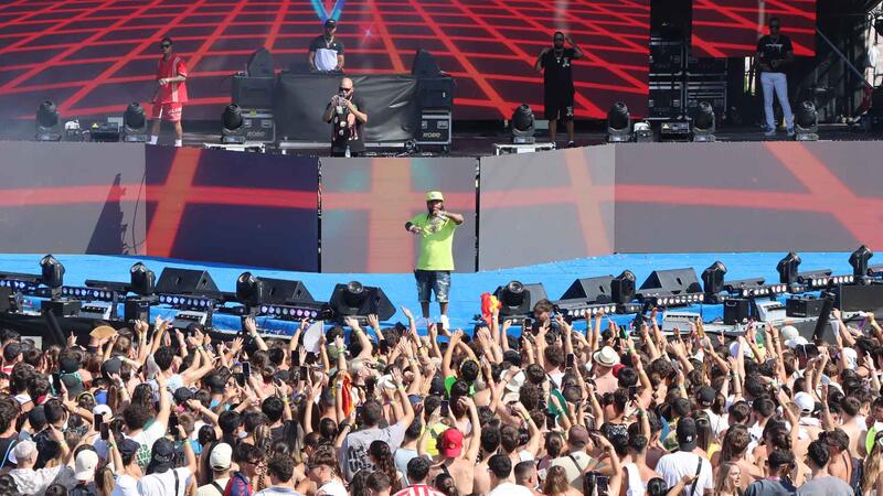 The Reggaeton Beach Festival once again achieves public success in its two days