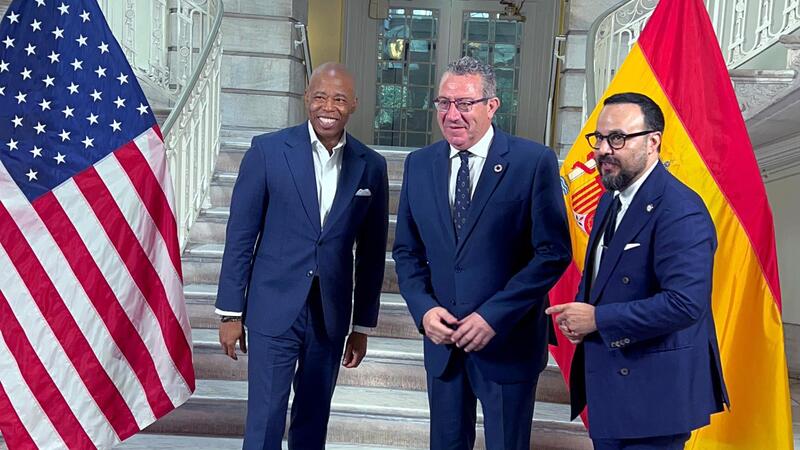 Encuentro entre el alcalde de Benidorm con el de Nueva York