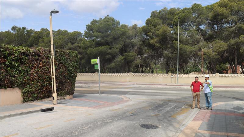 Benidorm mejora la movilidad peatonal y la red de pluviales del tramo de Severo Ochoa más próximo a la conocida como ‘Curva de El Niño’