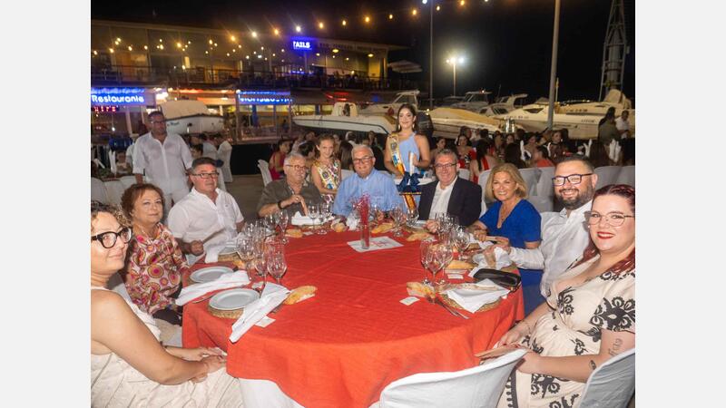 Éxito de la cena de gala en honor a Sant Jaume de la Comissió en el Club Náutico