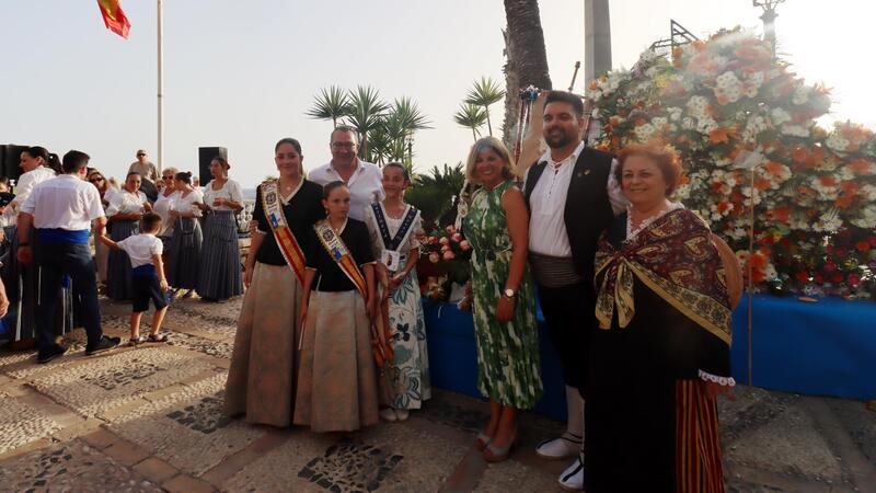 Benidorm ofrenda a la Virgen del Carmen y rinde homenaje a los Caídos en la Mar