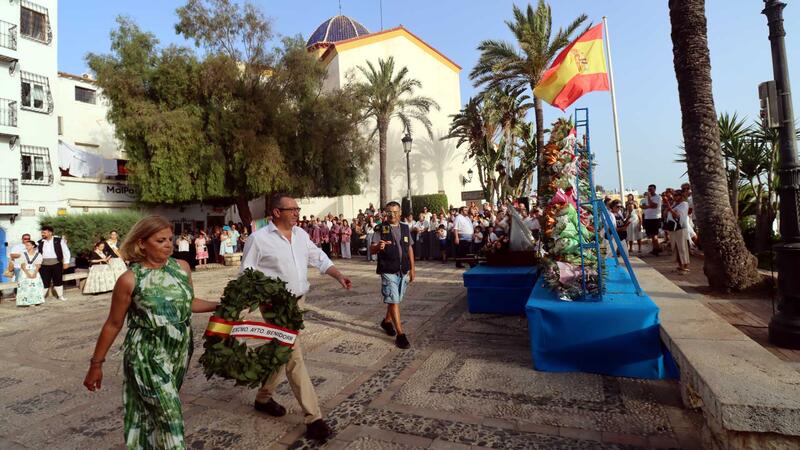 Benidorm ofrenda a la Virgen del Carmen y rinde homenaje a los Caídos en la Mar