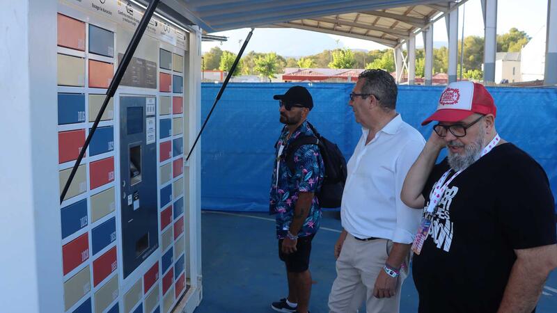 Benidorm welcomes Low 2024 with more than 20,000 people on its first day