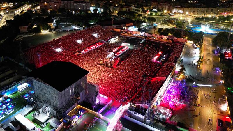 Low Festival brings together almost 70,000 people in three days of music without incidents