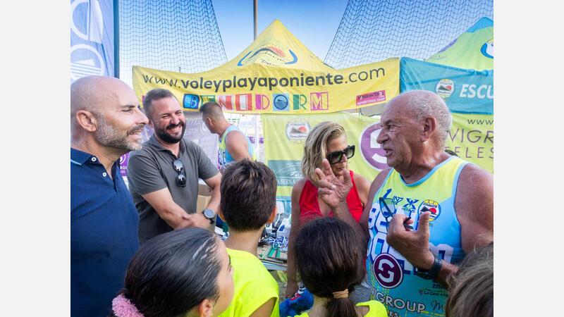El Vòlei Platja ret homenatge un any més a Pedro Alós a Benidorm
