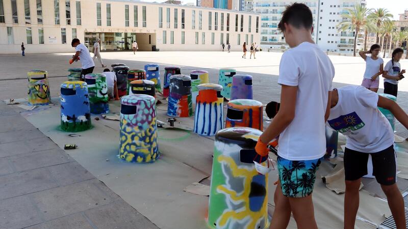 More than 1,700 children and teenagers enjoy municipal educational, sports and leisure programmes during the summer