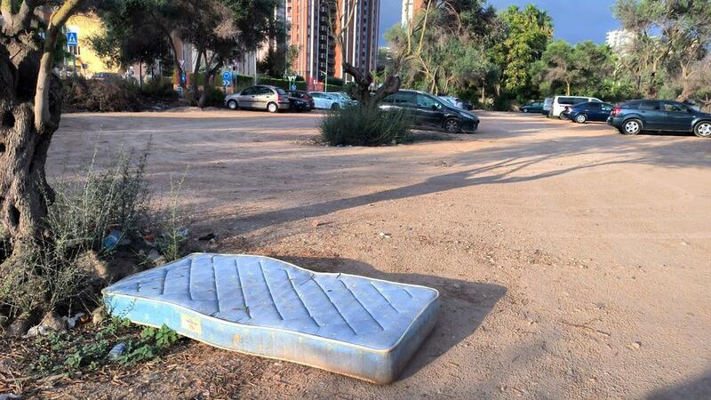 El PSOE reclama instalar alumbrado en tres aparcamientos disuasorios del Rincón