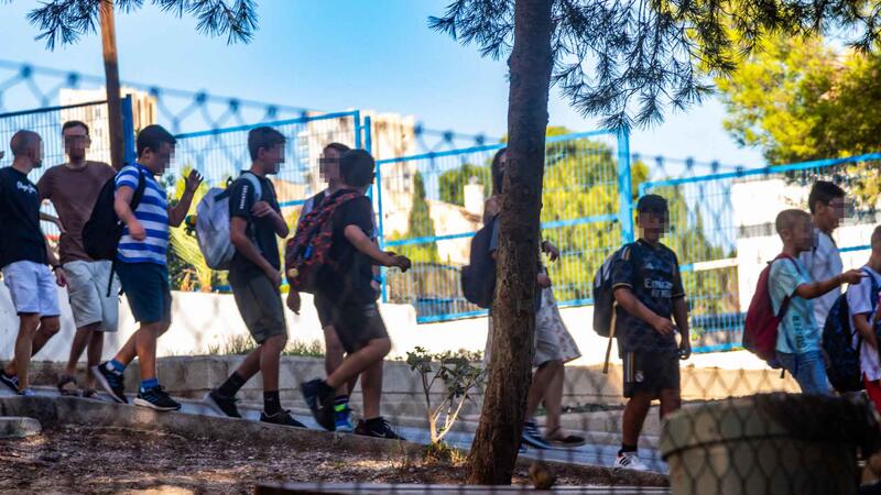 Més de 13.500 alumnes inicien el curs en col·legis i instituts de Benidorm en una jornada marcada per la normalitat