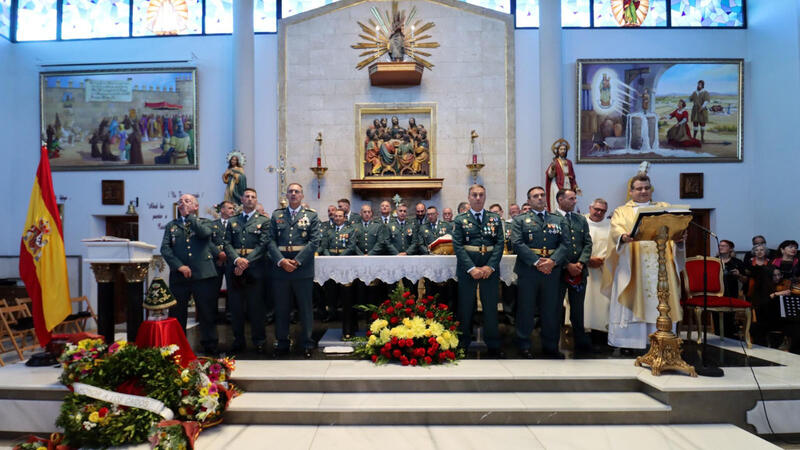 Benidorm acompanya la Guàrdia Civil en les celebracions de la Festa Nacional d