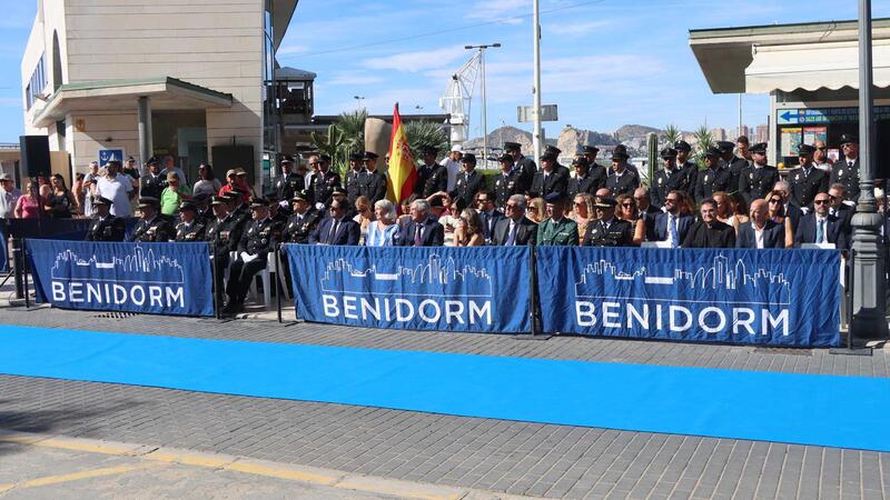 Benidorm conmemora el Día de la Policía Nacional con un acto solemne en el Paseo de Colón