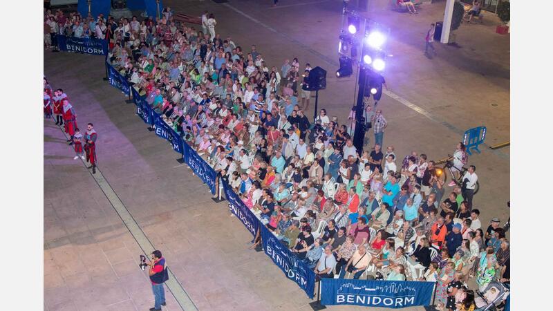 El ejército cristiano, tras intensos combates, expulsa a los sarracenos de la plaza de Benidorm