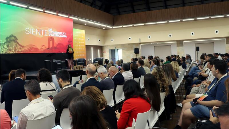 Expertos en turismo e innovación comparten conocimiento en Benidorm en el ‘CV+i Tourism Day’ 