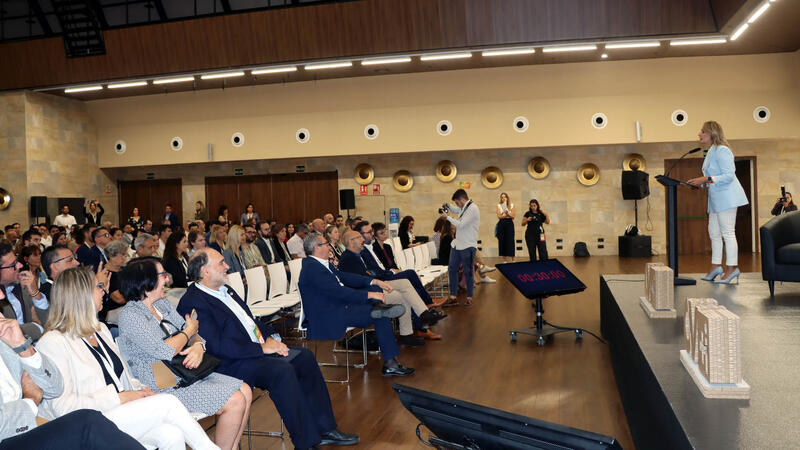 Expertos en turismo e innovación comparten conocimiento en Benidorm en el ‘CV+i Tourism Day’ 