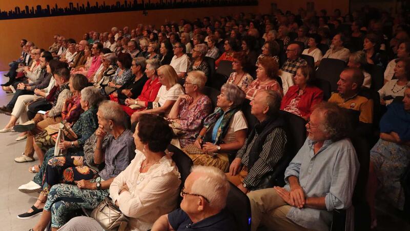 Marlene Aquino llena el Salón de Actos de Benidorm en el homenaje a la soprano María Callas 
