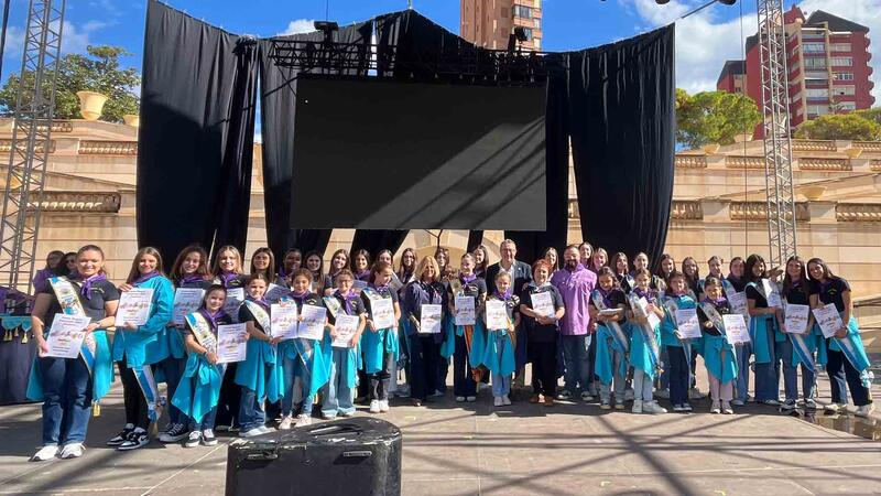 La Assocació de Penyes presenta el libro de su 40 aniversario