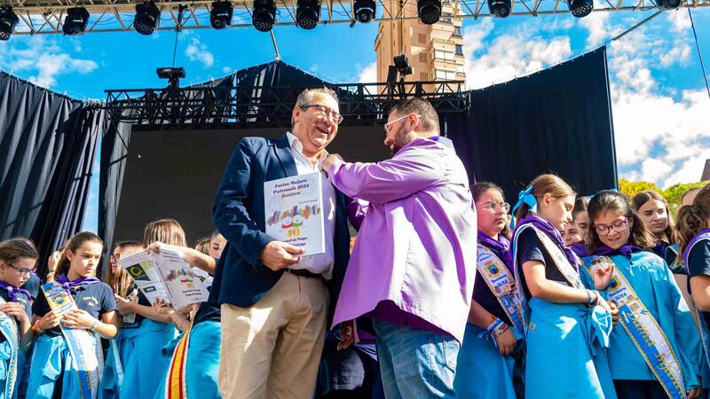 La Assocació de Penyes presenta el libro de su 40 aniversario