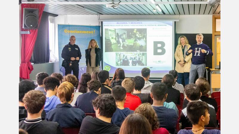 Benidorm pone en marcha la campaña ‘Coneixement’ en los centros educativos