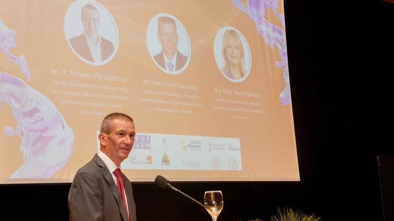 Toni Pérez aboga en el Foro de Turismo por que la IA “ayude a generar mejores alianzas entre lo público y lo privado”