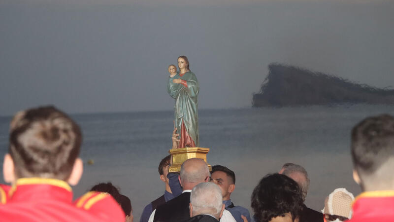 La Mare de Déu torna a ressorgir de les cendres en la recreació de la Troballa