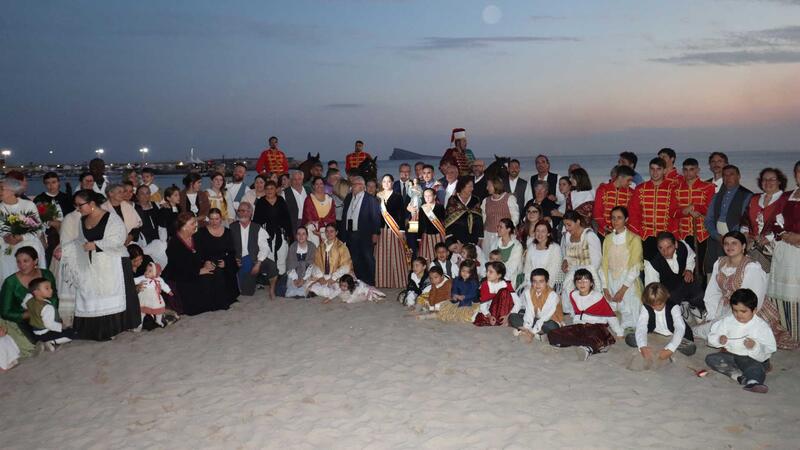 La Mare de Déu torna a ressorgir de les cendres en la recreació de la Troballa