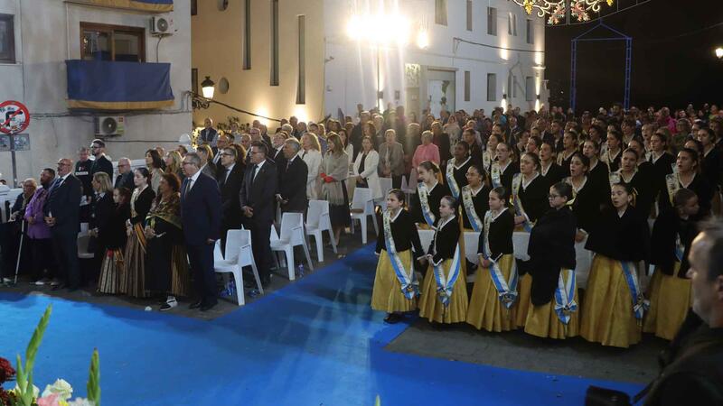 La Mare de Déu torna a ressorgir de les cendres en la recreació de la Troballa