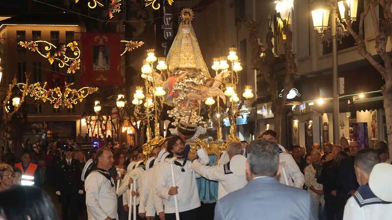 Fervor y devoción en el Día de la Mare de Déu