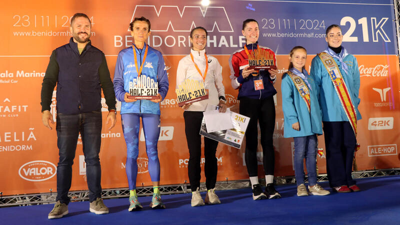 La Benidorm Half 2024 bat el seu rècord de participació i convertix la ciutat en una festa de l