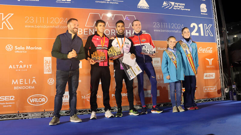La Benidorm Half 2024 bat el seu rècord de participació i convertix la ciutat en una festa de l