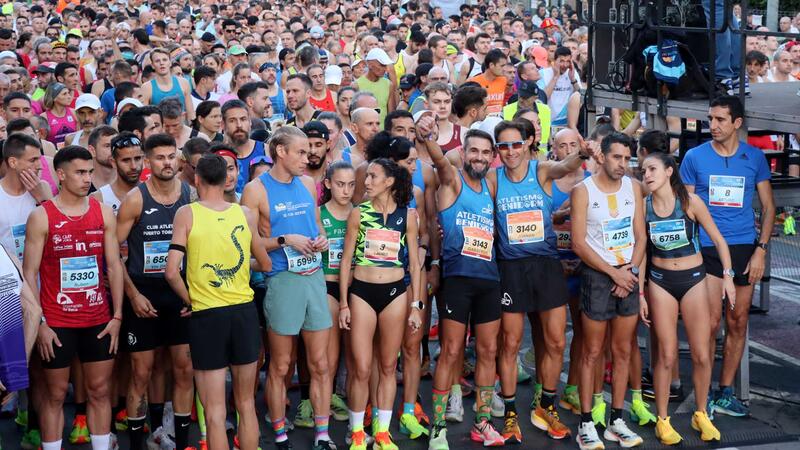 La Benidorm Half 2024 bat el seu rècord de participació i convertix la ciutat en una festa de l