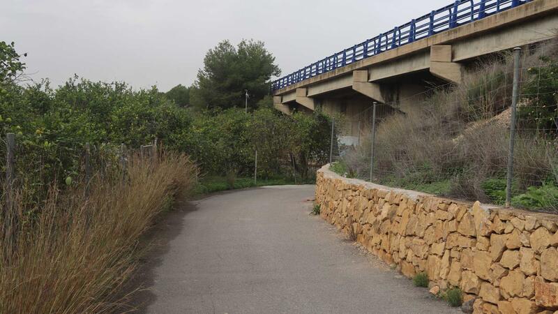 Benidorm aprueba un proyecto para mejorar la iluminación en caminos de partidas rurales