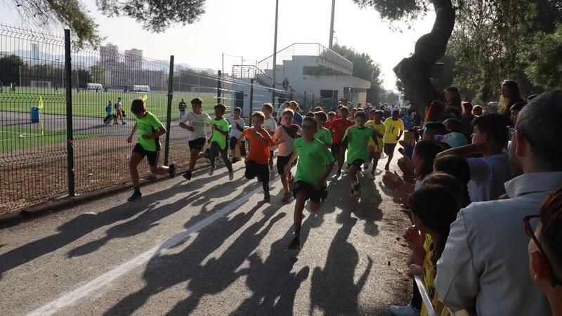 Más de 400 alumnos participan en El Moralet en la XXVIII edición del Cross Escolar de Benidorm 