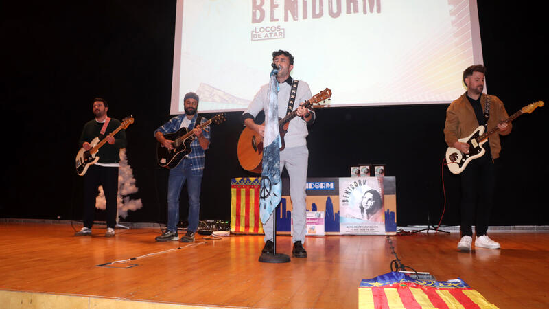 El colegio Puig Campana y el IES Beatriu Fajardo ganan el concurso escolar ‘Benidorm, mi primer amor’ del grupo Locos de Atar