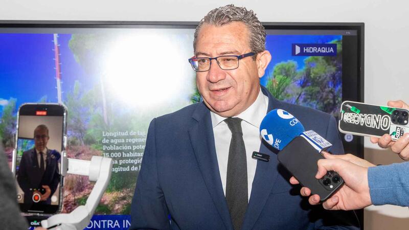 Benidorm testará un proyecto piloto para llevar agua depurada a los primeros edificios residenciales en la avenida de Adolfo Suárez