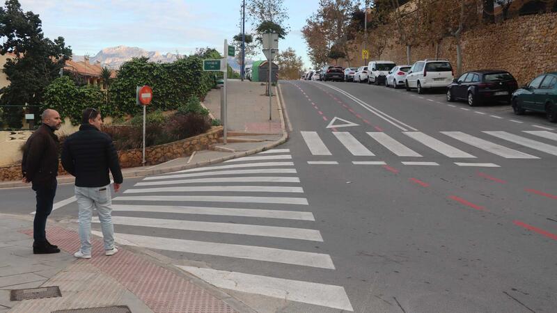 Benidorm invierte 573.000 euros en mejorar la señalización horizontal de las calles de la ciudad