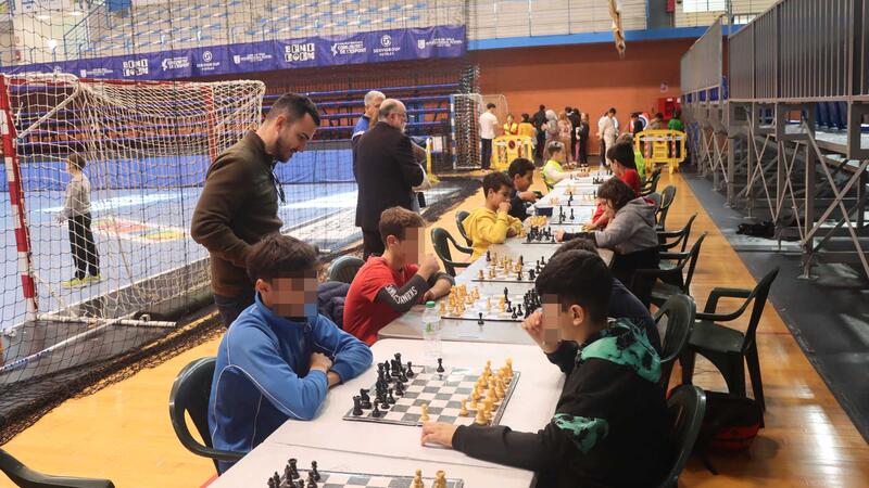 El Palau d’Esports L’Illa de Benidorm celebra hoy y mañana la XIII Feria Deportiva Infantil