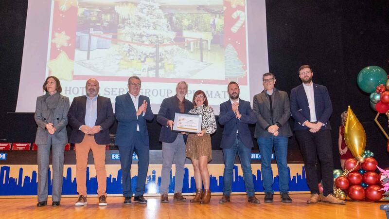 Benidorm entrega sus premios de escaparatismo navideño con récord de participación