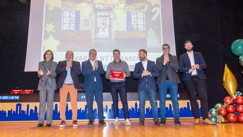 Benidorm entrega sus premios de escaparatismo navideño con récord de participación