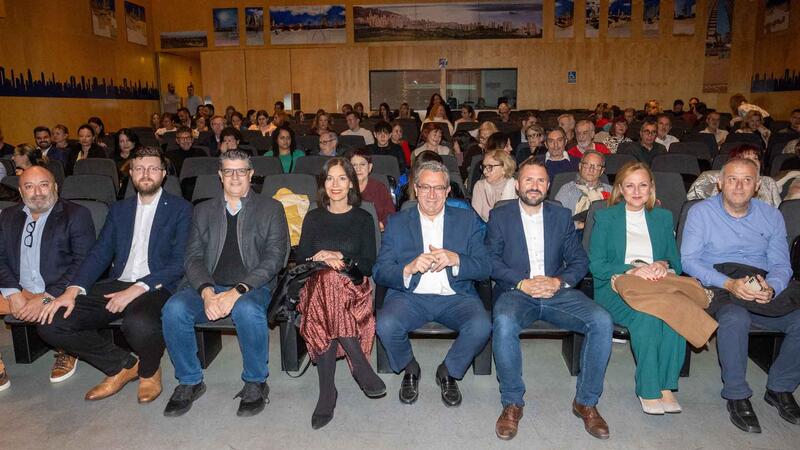 Benidorm entrega sus premios de escaparatismo navideño con récord de participación