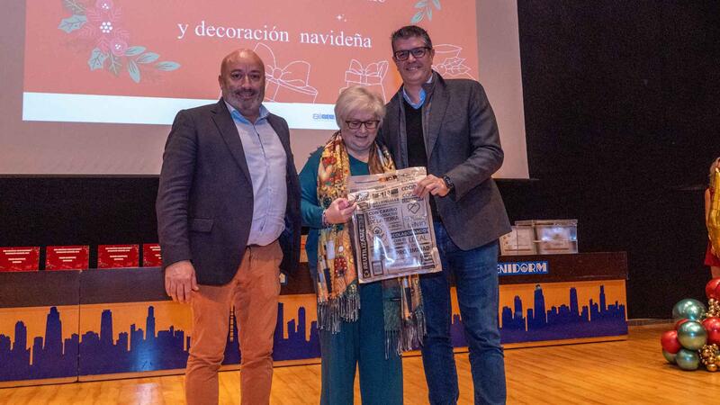 Benidorm entrega sus premios de escaparatismo navideño con récord de participación