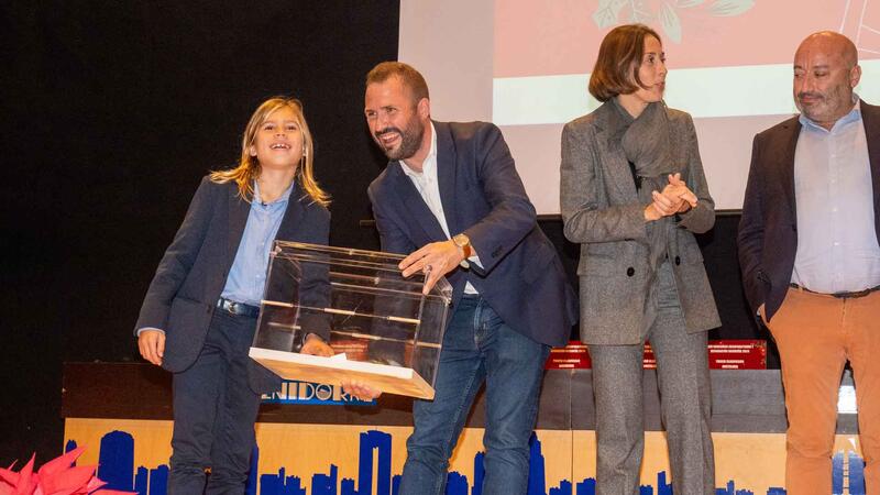 Benidorm entrega sus premios de escaparatismo navideño con récord de participación