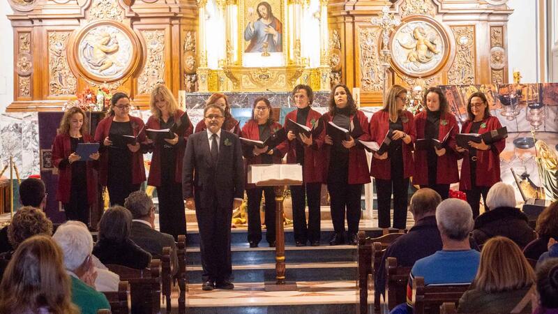 Las voces blancas de ‘Camerata Ars Cantica’ anuncian la Navidad en Benidorm 