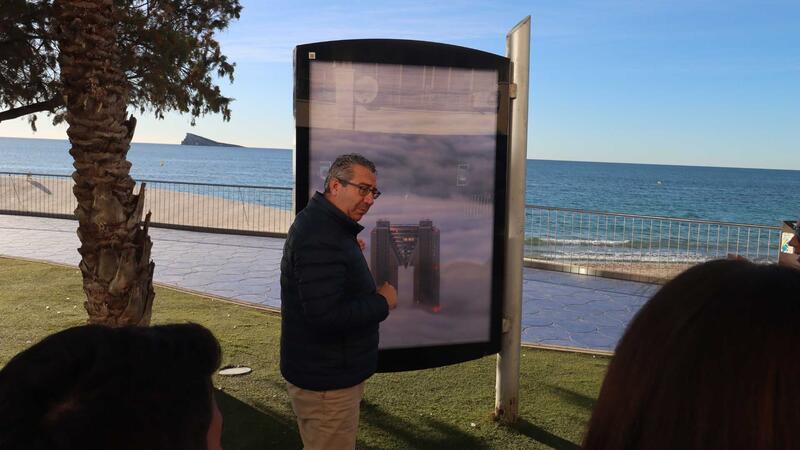 Benidorm inaugura la muestra fotográfica ‘Las luces de la ciudad’ del cántabro Agustín Martín
