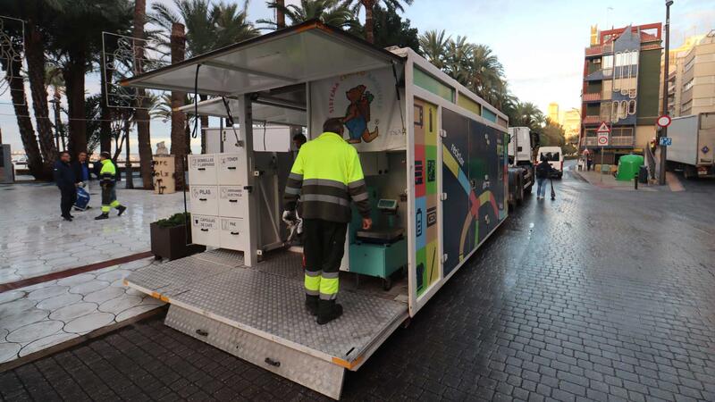 Benidorm refuerza la presencia del ecoparque móvil del Consorci Mare en la ciudad
