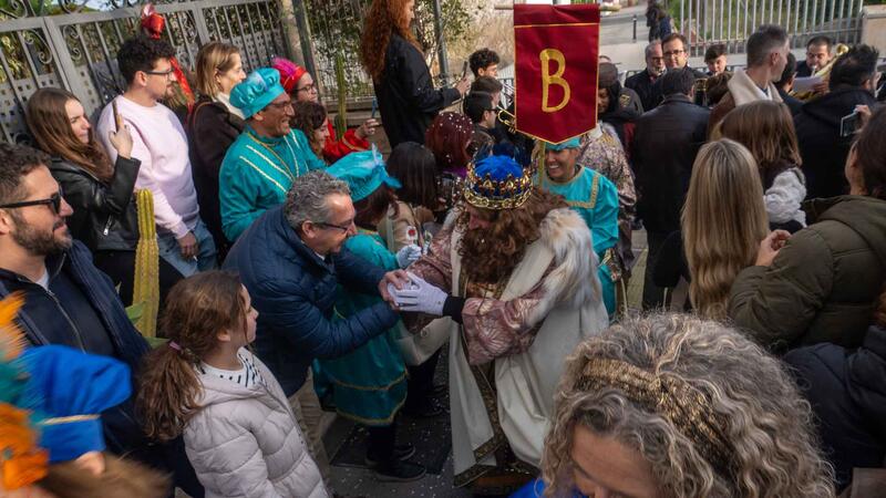 La magia de la Navidad vuelve a Benidorm en la Gran Cabalgata de Reyes Magos