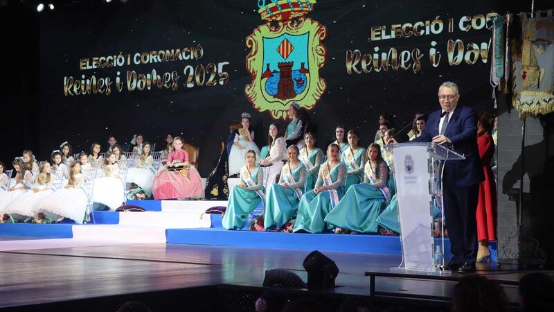 Paula Pascual Sánchez y Aitana Pérez Gutiérrez, Reinas de las Festes Majors Patronals de Benidorm en 2025