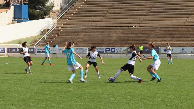 Benidorm destina 100.000 euros en ayudas a asociaciones y clubs deportivos locales con equipos femeninos
