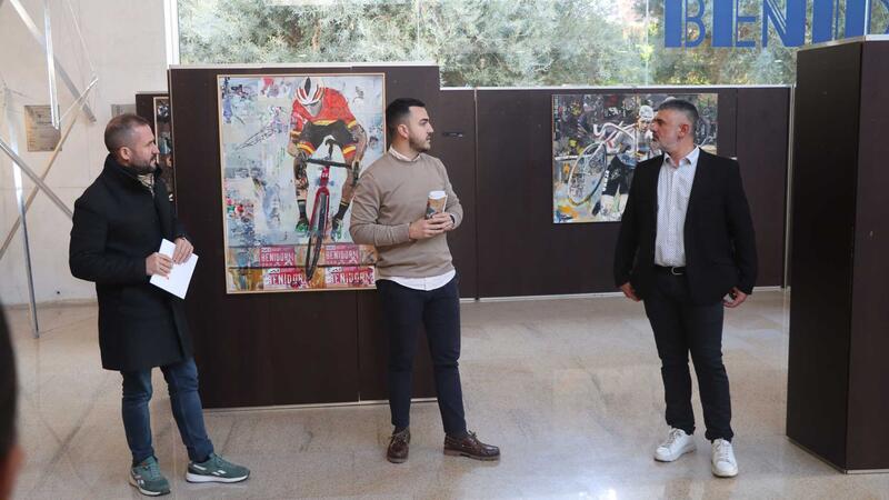 Benidorm expone la muestra ‘L’Art del Ciclocross’ de Miguel Soro con motivo de la celebración este fin de semana de la Copa del Mundo