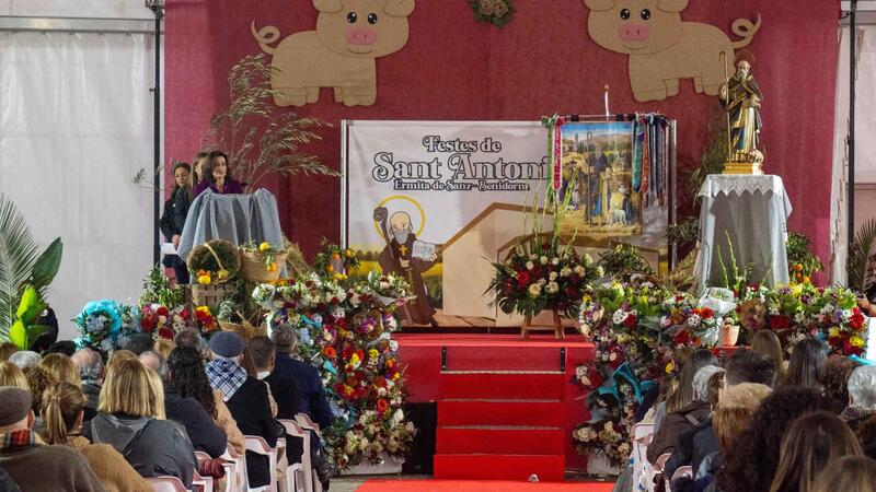 L’Horta de Benidorm ofrenda a Sant Antoni del Porquet