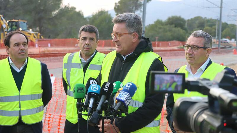 La Generalitat acometerá la tranviarización del tramo de vía entre la estación de Beniardá y la Intermodal
