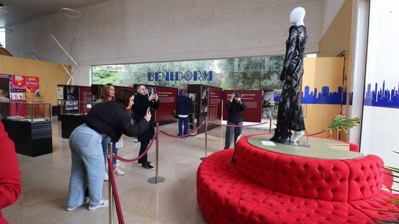 Benidorm i RTVE promouran noves exposicions per a continuar difonent la història del Festival de la Cançó